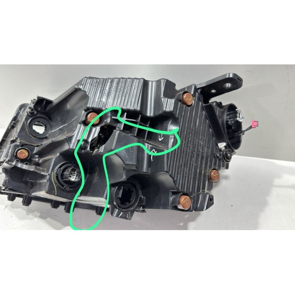 Farol  Direito Led Jeep Compass 1.3  2021/2024 Avaria P/peça Direito/passageiro