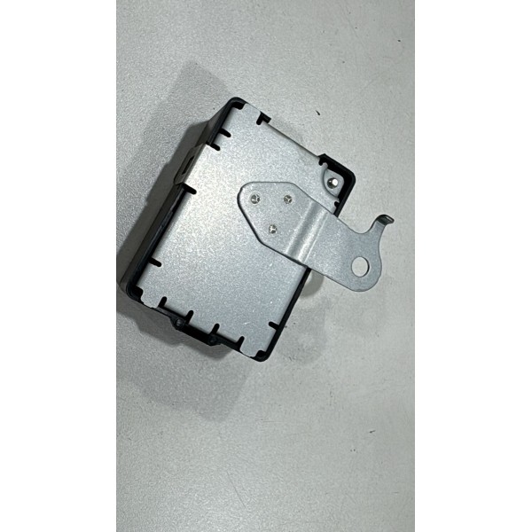 Módulo Trava Porta Toyota Yaris 1.5 2018 / 2024 897400d410 Preto