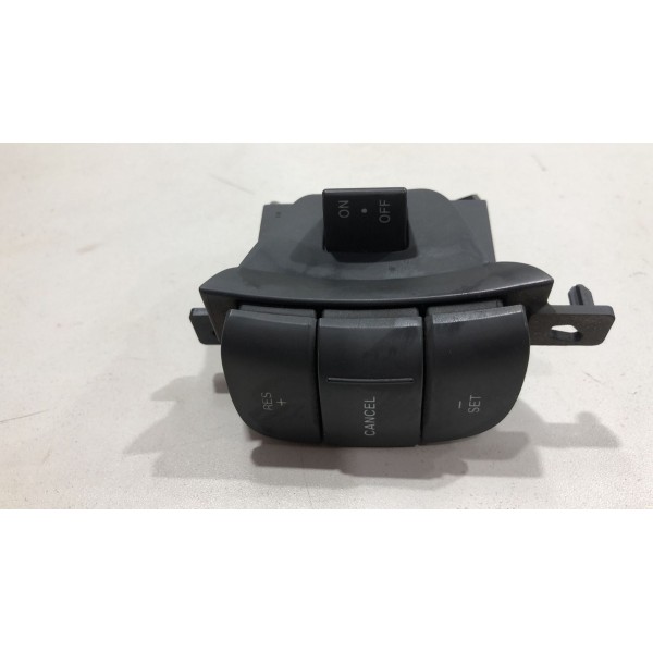 Botão Comando Direito Volante Azera 2005/2011 967003l012