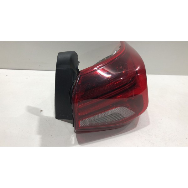 Lanterna Traseira Onix Sedan 2020 2021 2022 2023 2024 Direito/passageiro Vermelho