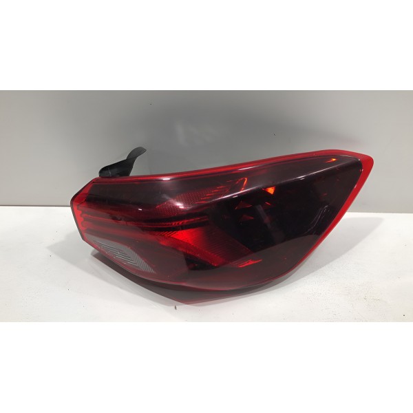 Lanterna Traseira Onix Sedan 2020 2021 2022 2023 2024 Direito/passageiro Vermelho