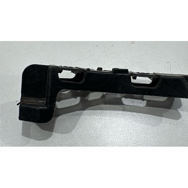 Suporte Guia Parachoque Diant Peugeot 208 Lado Esquerdo