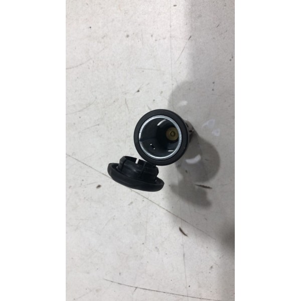 Tomada 12 Volts Dianteira Console Central Onix 2019 A 2021