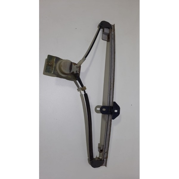 Maquina De Vidro Manual Traseira Esquerda Santana 87 A 97
