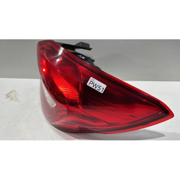 Lanterna Ka 2015 2016 2017 Hatch Lado Direito Direito/passageiro Vermelha