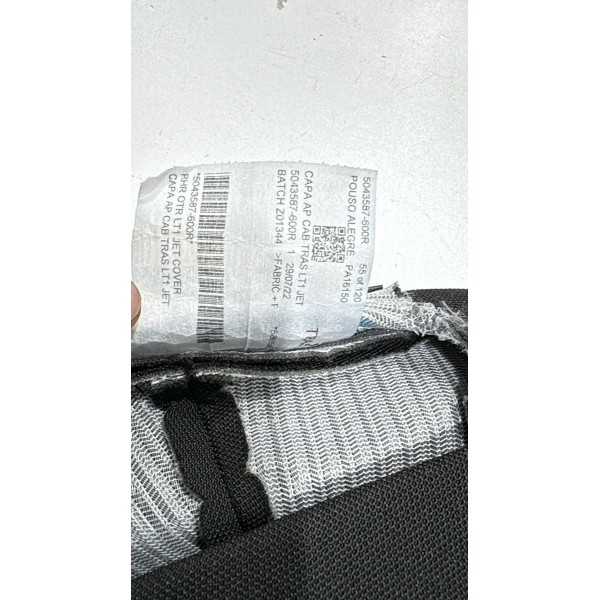 Capa Encosto Cabeça Banco Traseiro Lateral Tracker 20/21 Preto