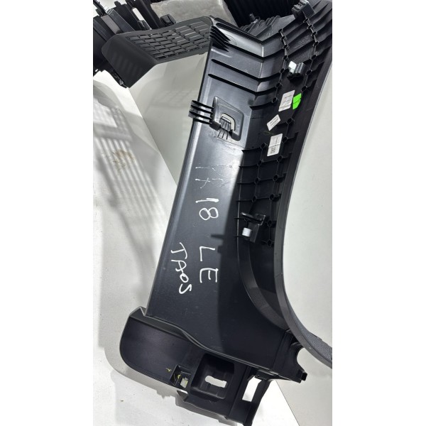 Suporte Tampão Porta-malas Lado Direito Taos 2022 2023 24 Preto