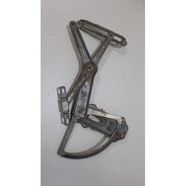 Maquina Vidro Manual Dianteira Esquerda Corsa Montana 02/12