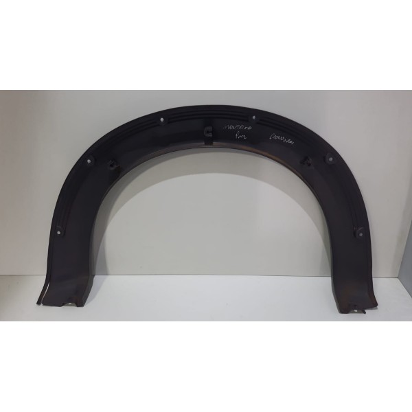 Moldura Roda Traseira Esquerda Montana 2004 Á 2011 93376297