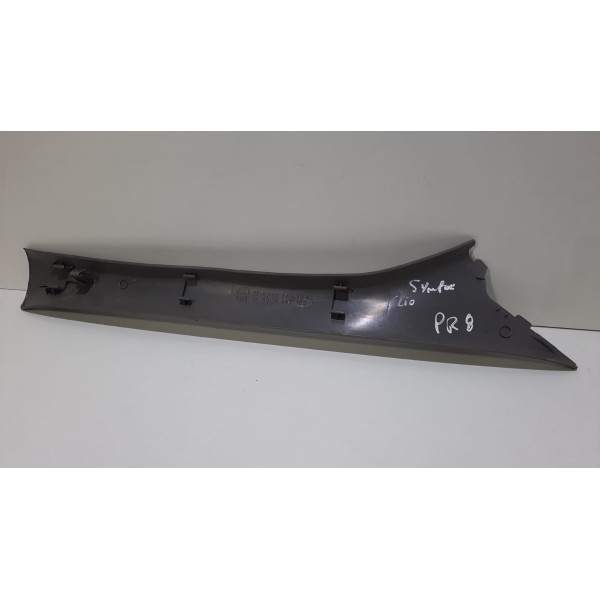Moldura Esquerda Parabrisa Clio E Symbol 8200149124