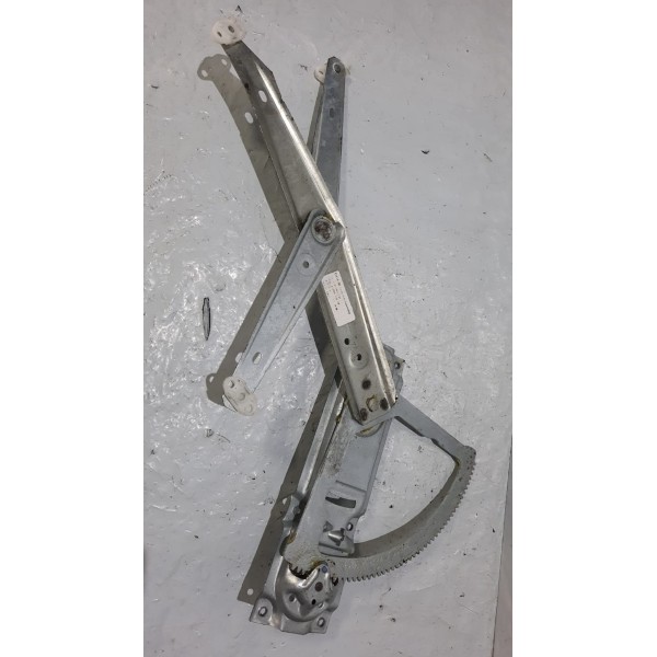 Maquina Vidro Manual Dianteiro Esquerdo Celta 07/16 4 Portas