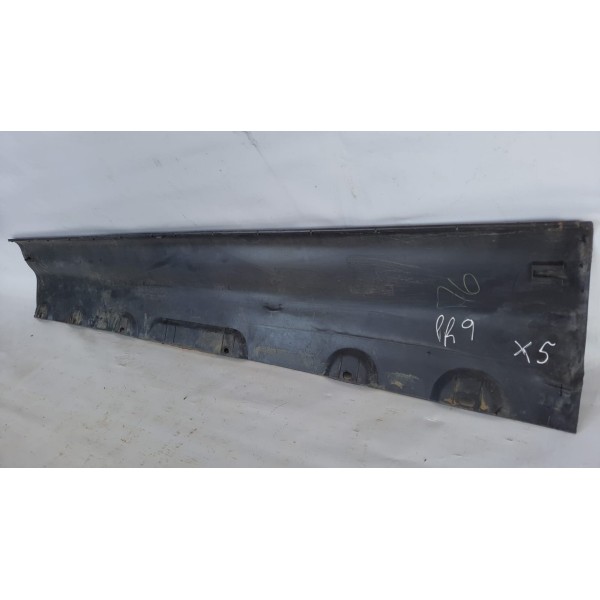 Acabamento Spooler Direito Bmw X5 2004/2007 8402336