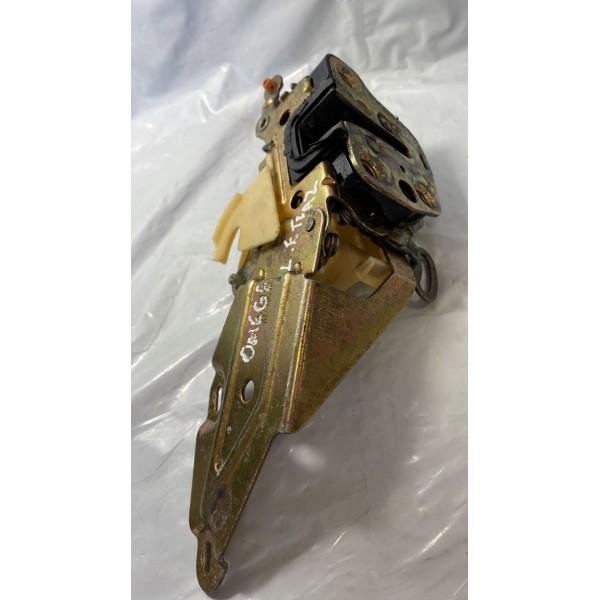 Fechadura Traseira Esquerda Gm Omega 1994 95 1996 Sem Motor