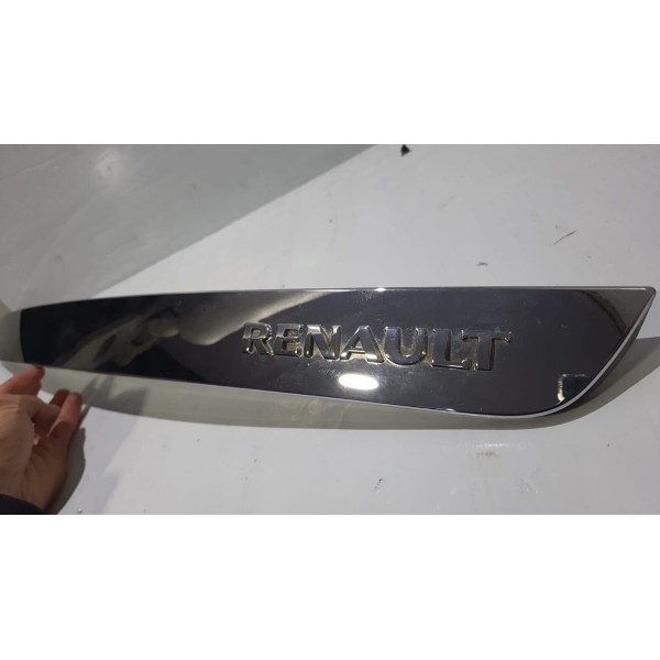 Aplique Cromado Tampa Traseira Symbol Renault 8200700557