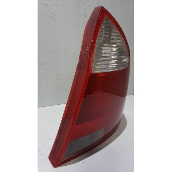 Lanterna Direita Corsa Sedan 2004 2005 2006 2007 Ler Anuncio