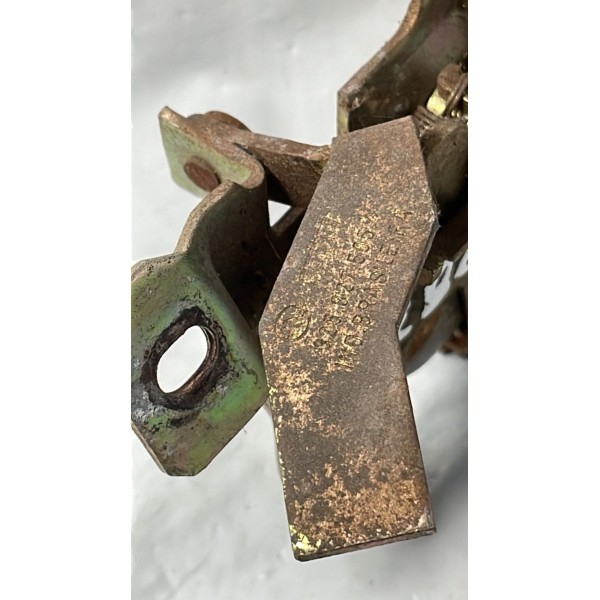 Fechadura Porta Malas Tampa Traseira Santana 1992 Á 2006