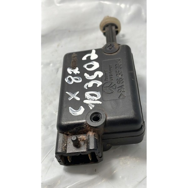 Motor Atuador Trava Elétrica Tampa Porta Malas Renault Clio