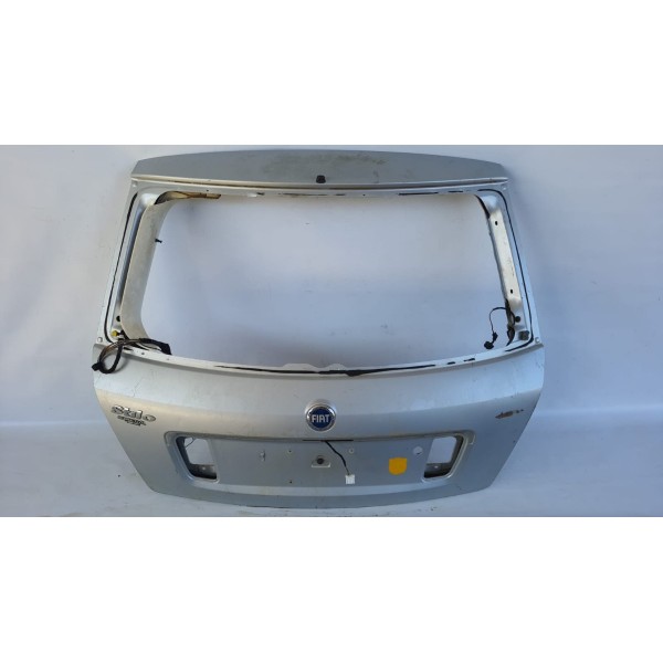 Tampa Traseira Fiat Stilo 2003 2004 2005 2006 2008 A 2012
