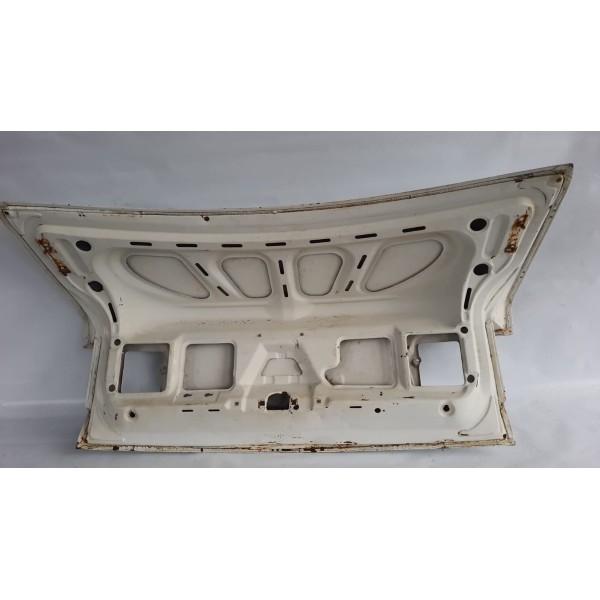 Tampa Traseira Vw Santana 1998 1999 2000 2001 2002 2003