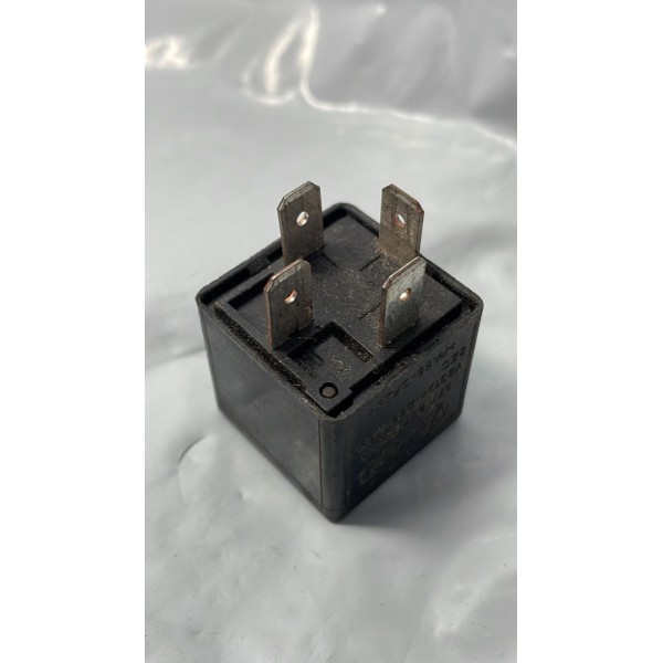 Relé Ventilador Fox Gol Polo Saveiro Voyage 377937503a