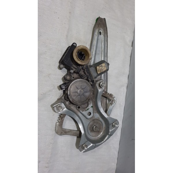 Máquina De Vidro Traseiro Esquerda Corolla 2010/2015