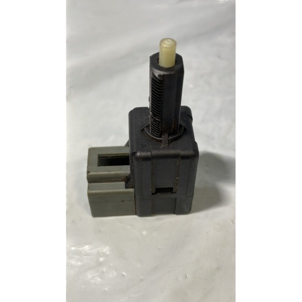 Sensor Pedal Freio Hyundai Hb20 Original V250