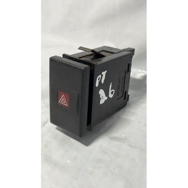 Botão Pisca Alerta Santana Quantum 1998 Á 2006 3279532351