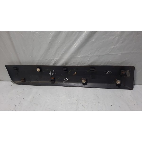 Friso Porta Traseira Esquer Renault Sandero 08/13 828773863r
