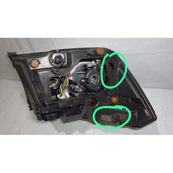 Farol Led Dodge Ram 2015 2016 2017 2018 Direito Com Detalhe