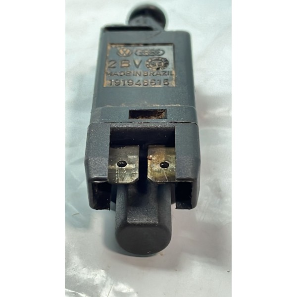 Interruptor Pedal Freio Gol Golf Saveiro Parati 191945515b