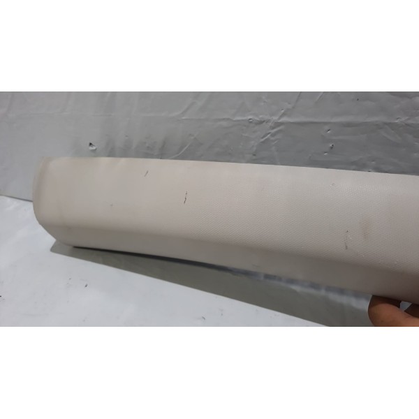 Moldura Acab Interno Esquerdo Parabrisa Tracker 2021 2022