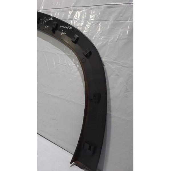 Moldura Dianteira Paralama Esquerdo Tracker 20/22 Original