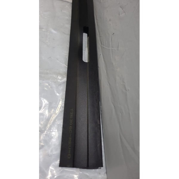 Defletor Superior Radiador Chevrolet Tracker Onix 21/23