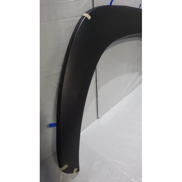 Moldura Paralama Traseiro Direito Toyota Hilux Sr 2016/2020
