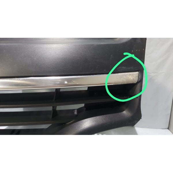 Grade Dianteira Renault Sandero Logan 2014/2019