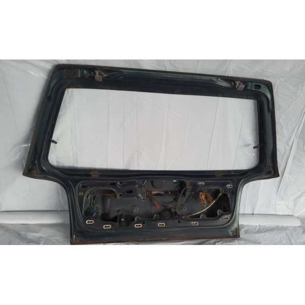 Tampa Traseira Golf 94 95 96 97