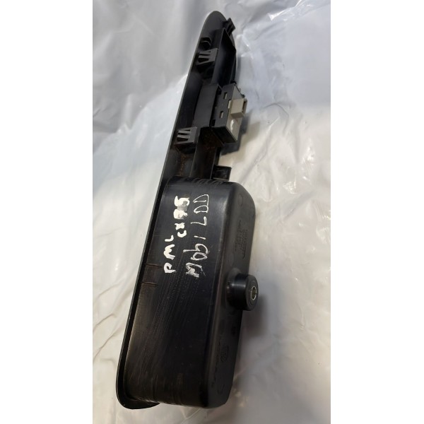 Moldura Botão Vidro Dianteiro Direito Fiat Mobi 100230381
