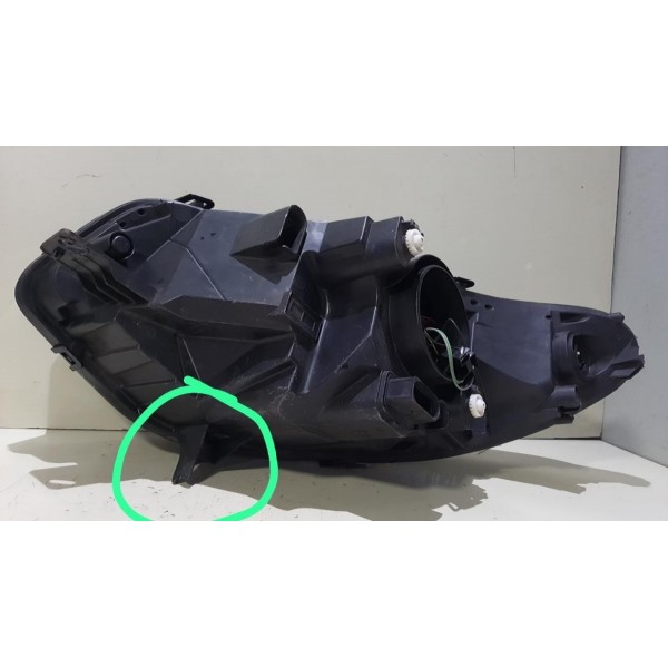 Farol Ford Ecosport 2013 2014 2015 2016 2017 Direito Detalhe