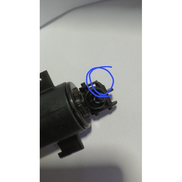 Esguicho Farol Bmw X5 04 A 07 320i 2006 07 08 09 10 11 2012