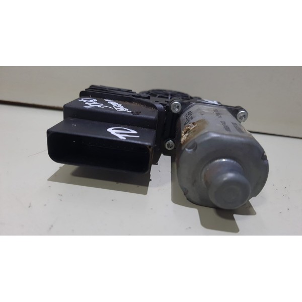Motor Máquina De Vidro Traseira Direita Golf 2008/2012