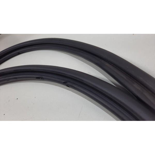 Borracha Porta Malas Renault Duster 2021 22 2023 Original
