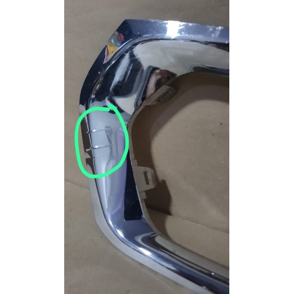 Moldura Milha Sandero 2015 2016 2017  Cromado Direito