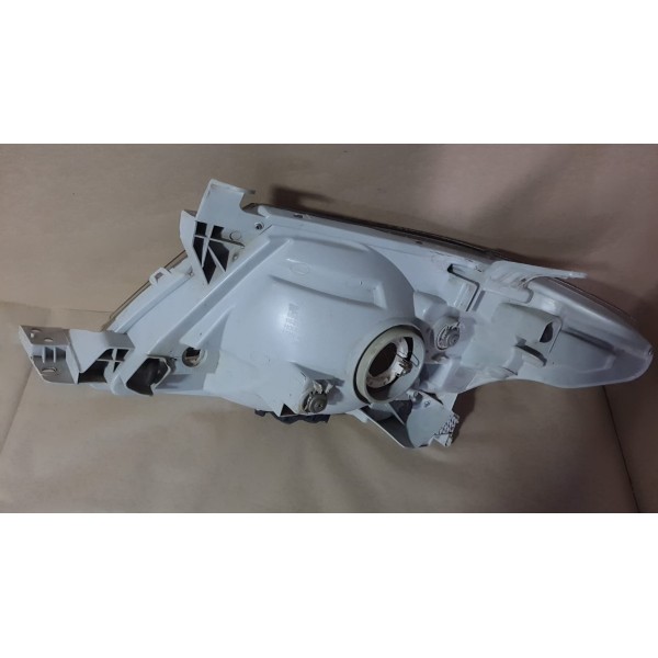 Farol Hilux 2009 2010 2011 Direito Importado