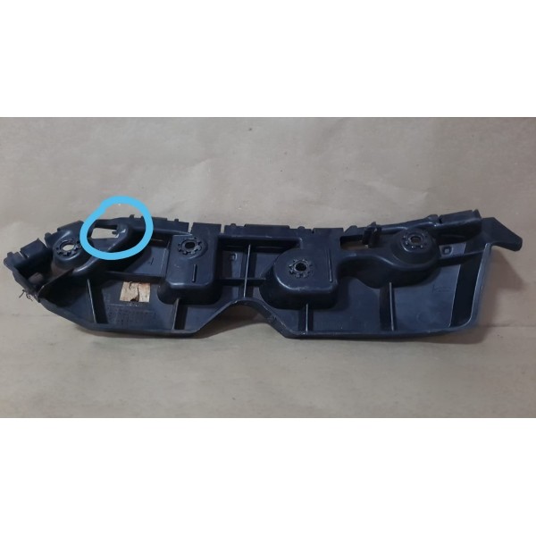 Guia Do Para-choque Dianteiro Lado Esquerdo Duster 12 A 18