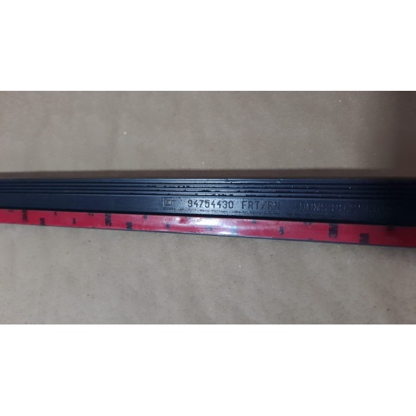 Friso Porta Dianteira Direita Ônix Prisma 13 14 15 16 17 18