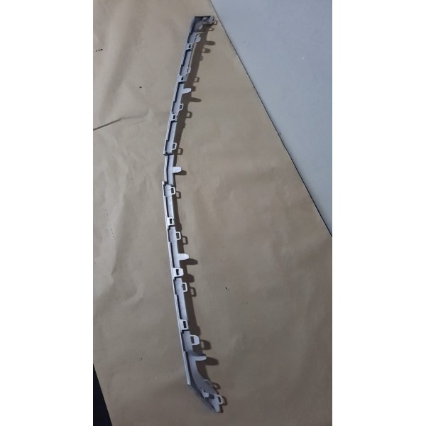 Friso Grade Dianteira Chevrolet Onix A Hatch 17/19 Cinza