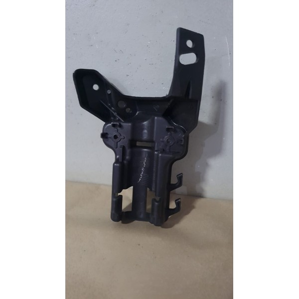 Suporte Esguicho Farol Direito Renault Fluence