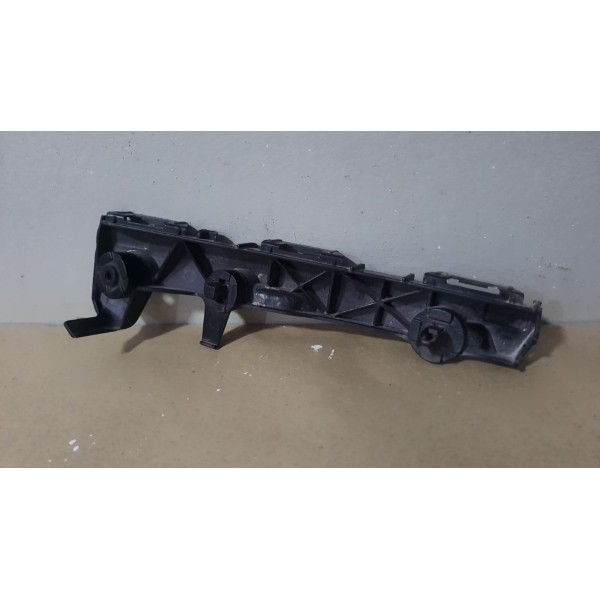Guia Suporte Parachoque Dianteiro Direito Hilux 2012/2015 Or