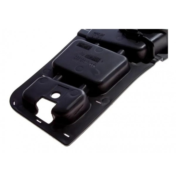 Guia Do Parachoque Dianteiro Direito S10 Blazer 2001 A 2011