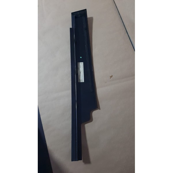 Moldura Porta Dianteira Direita Gm Cruze 2012/2016 95963216